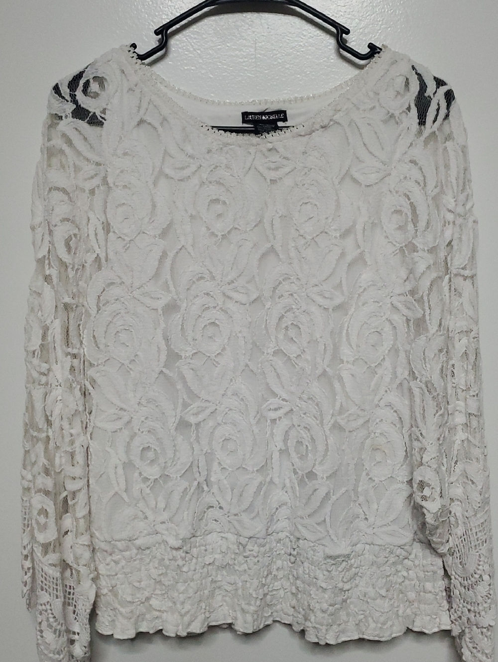 Lauren Michelle White Floral Lace Long Sleeve Blouse